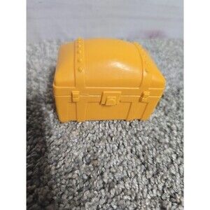 Strawberry Shortcake Berry Happy Home Merry Attic Toy Trunk Chest 1983 Vintage